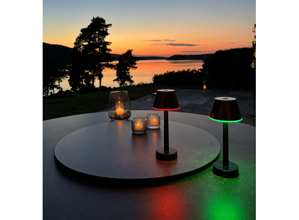 Lucca sort 2700K 35lm 1 stk IP54 Oppladbar bordlampe UCB-C IP54