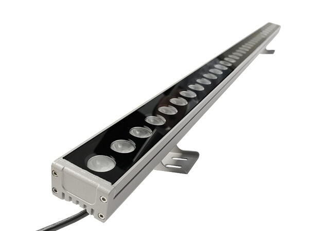 Wallwasher 830 ELC 24V 36W 2500lm IP66 10x45° 