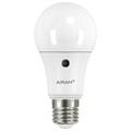 LED Classic UVsensor E27 A60 827 806lm 10W, Opalt glass